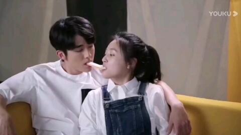 两个人视频,两位主角深度交流的精彩瞬间